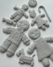 Load image into Gallery viewer, Ginger & Spice IOD Holiday Mould
