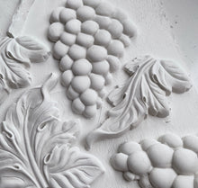 Load image into Gallery viewer, Grapes Mould