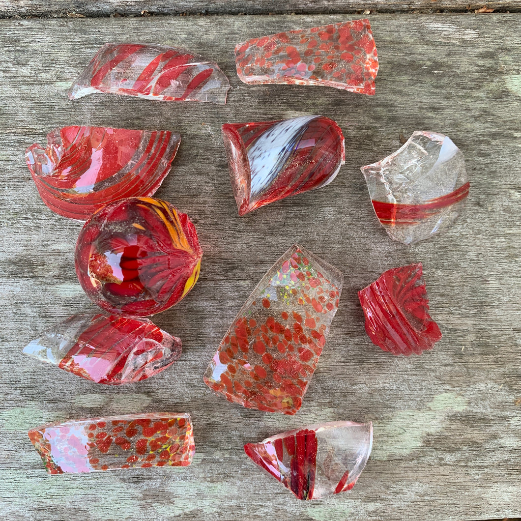 Glass Chips Red (4 oz)