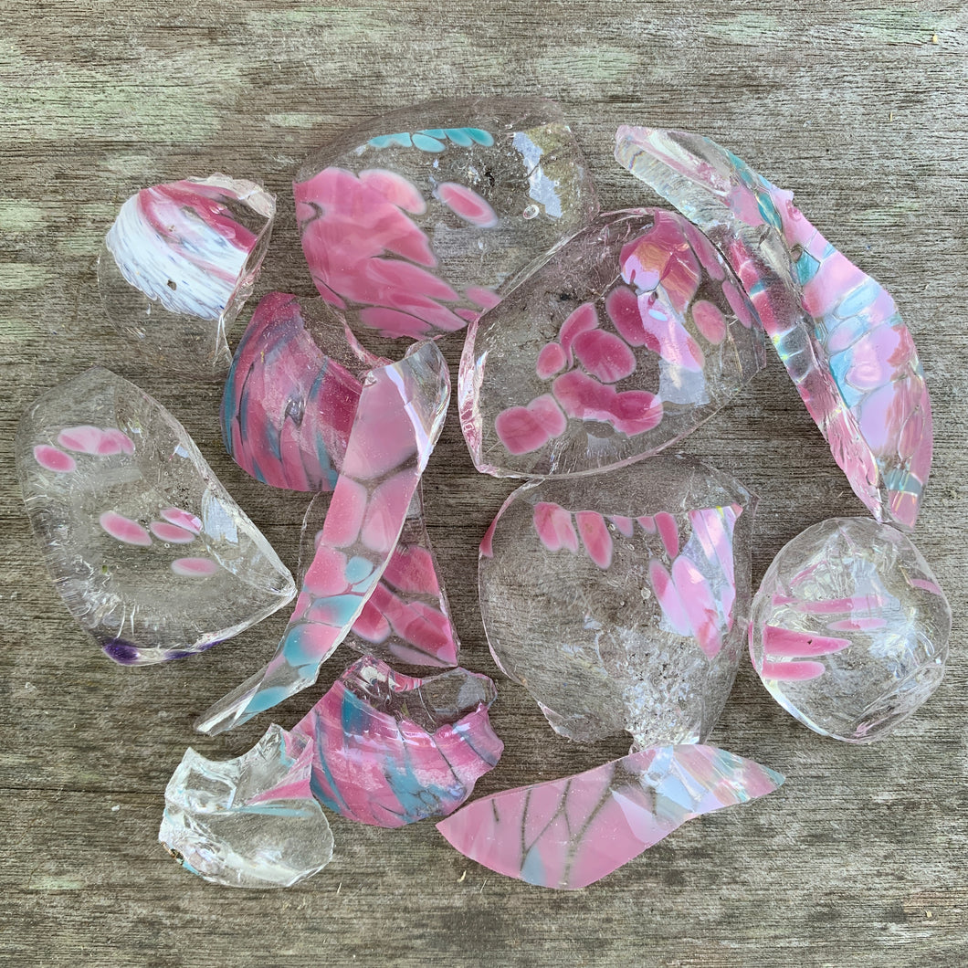 Glass Chips Pink (4 oz)
